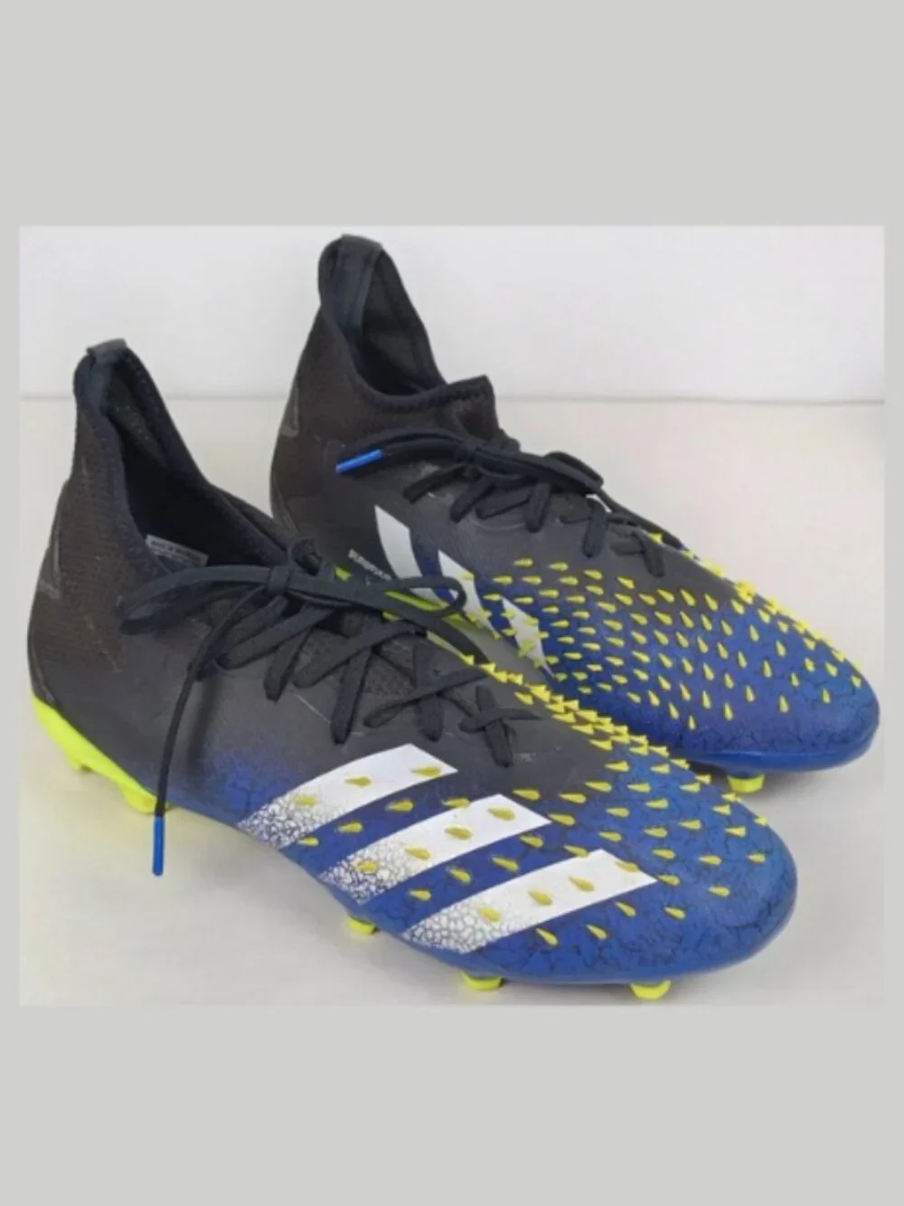 Adidas‎ Mens 11 Predator Demonskin Neon Green Blue Black Football Soccer Cleats
